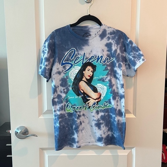 Selena Queen of Cumbia Crew Neck Tie Dye Tee - Picture 2 of 10